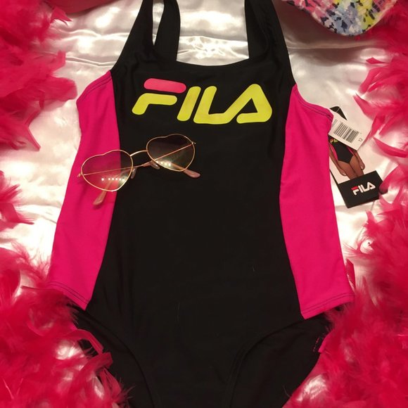 CUTE little quality fila bathing suit and summer hat set! - Picture 6 of 10